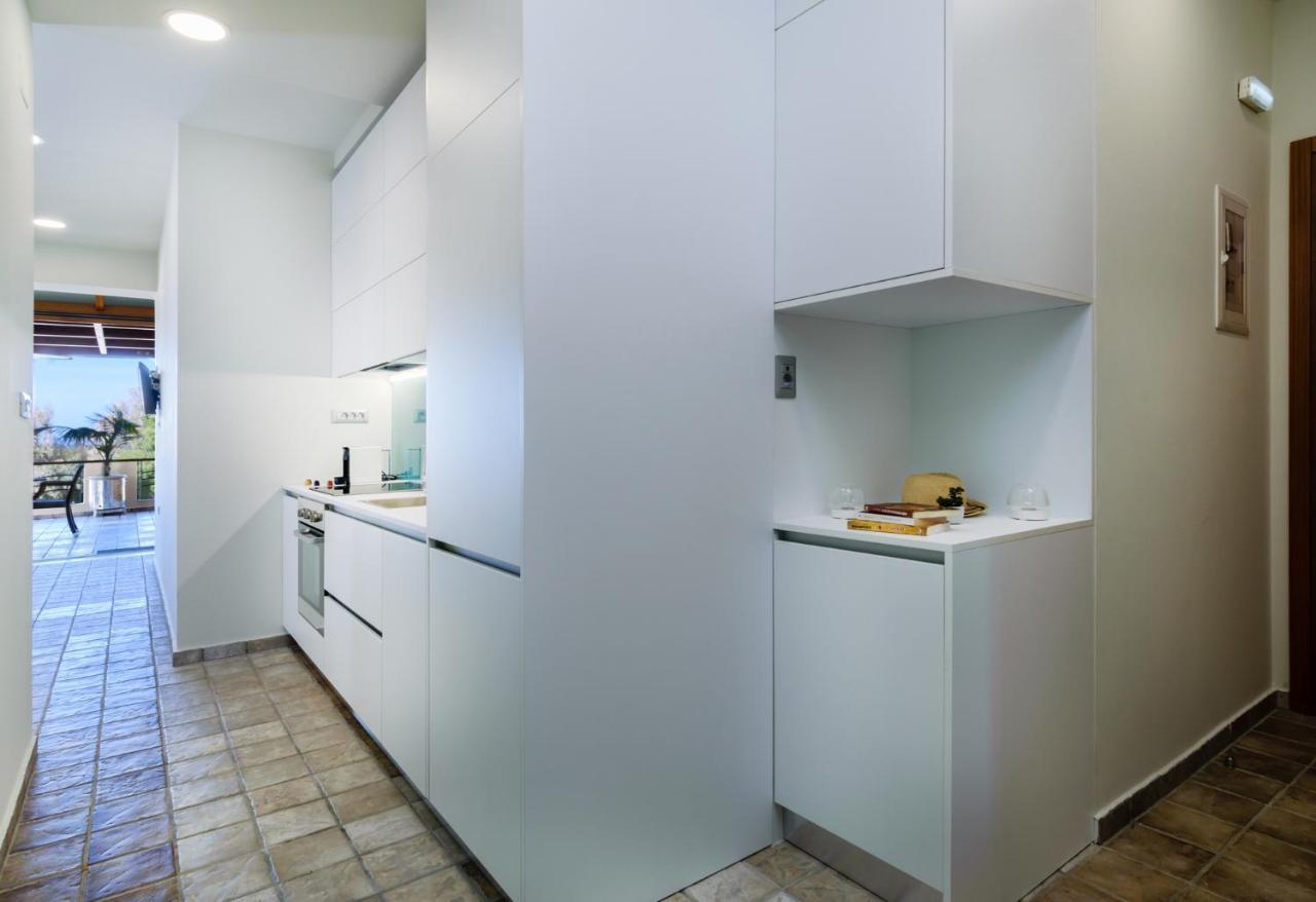 Xenios Dias Luxury Apartments With Sea View Като Дарацо Екстериор снимка