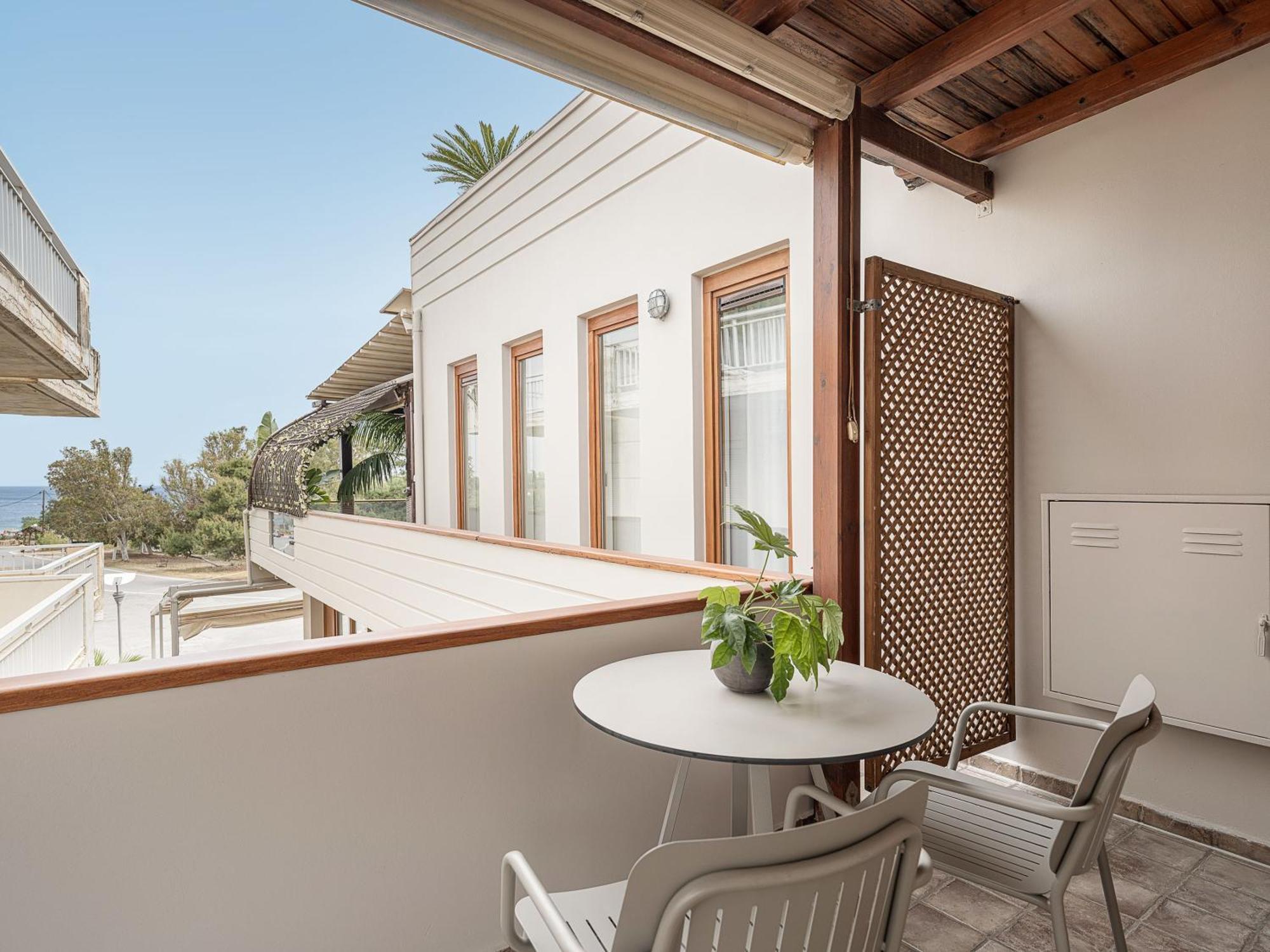 Xenios Dias Luxury Apartments With Sea View Като Дарацо Екстериор снимка