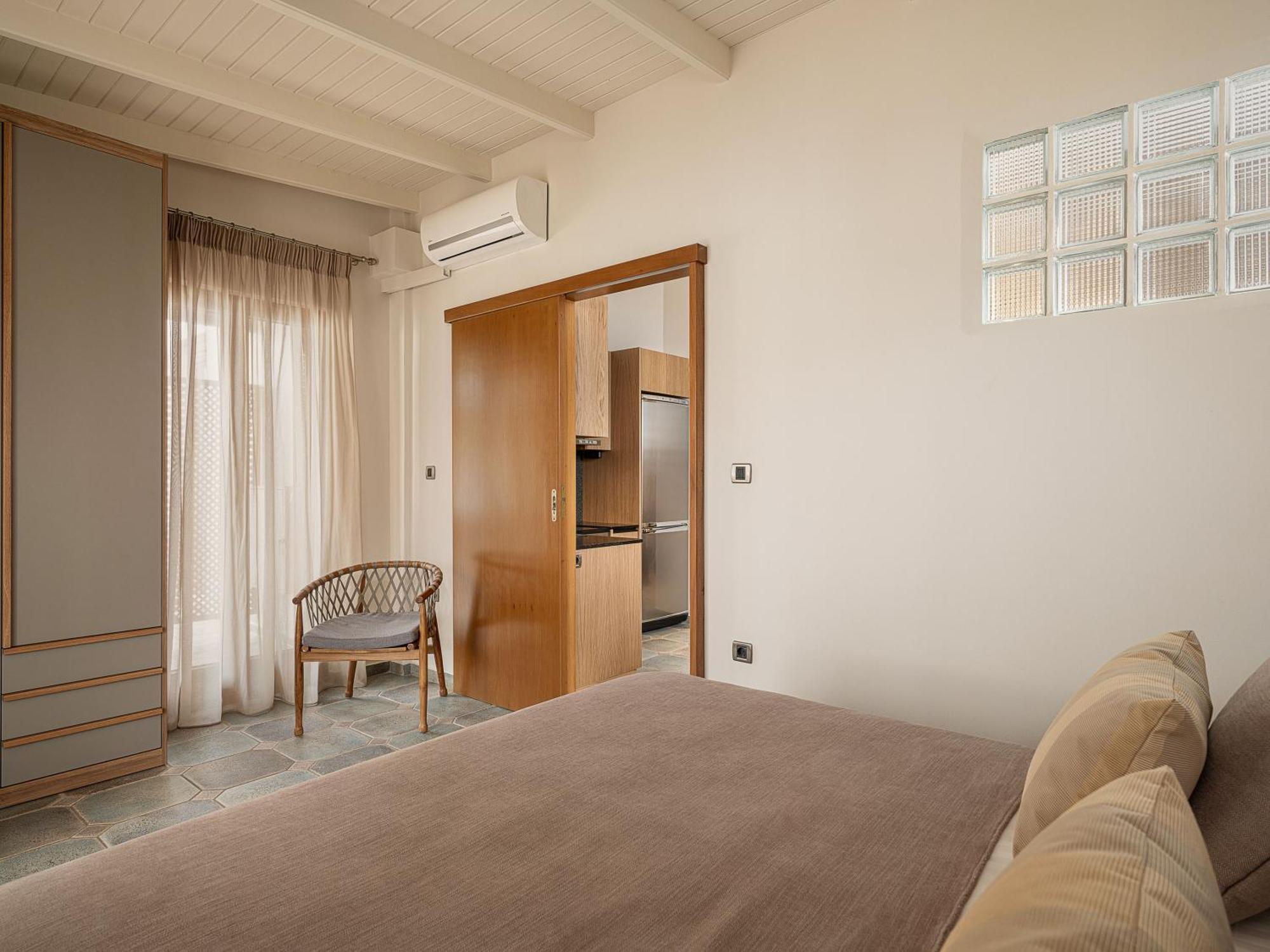 Xenios Dias Luxury Apartments With Sea View Като Дарацо Екстериор снимка